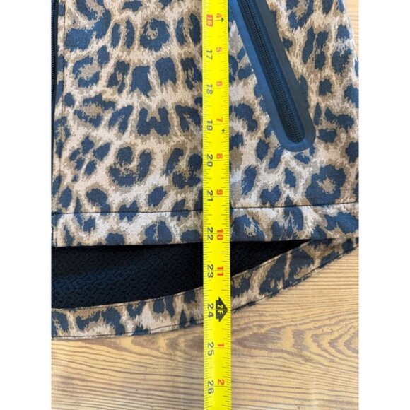 Ariat Women Leopard Print Full Zip Softshell Jacket - Picture 5 of 6